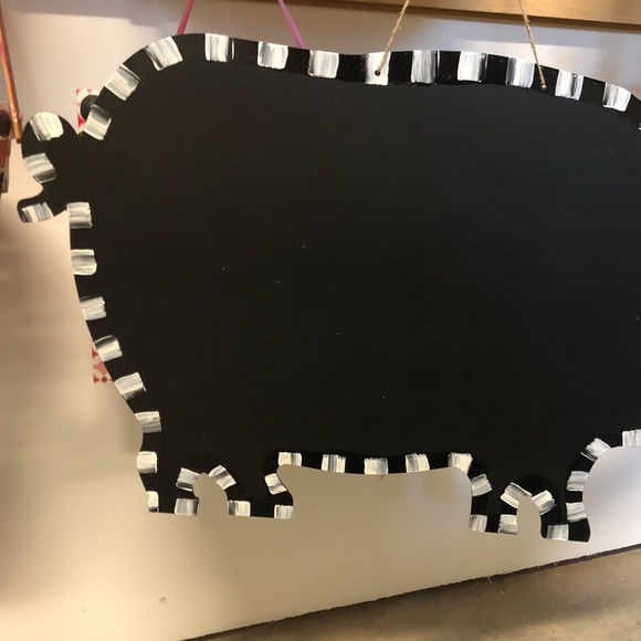 Pig Chalk Board 18"x14" - Picture 2 of 2